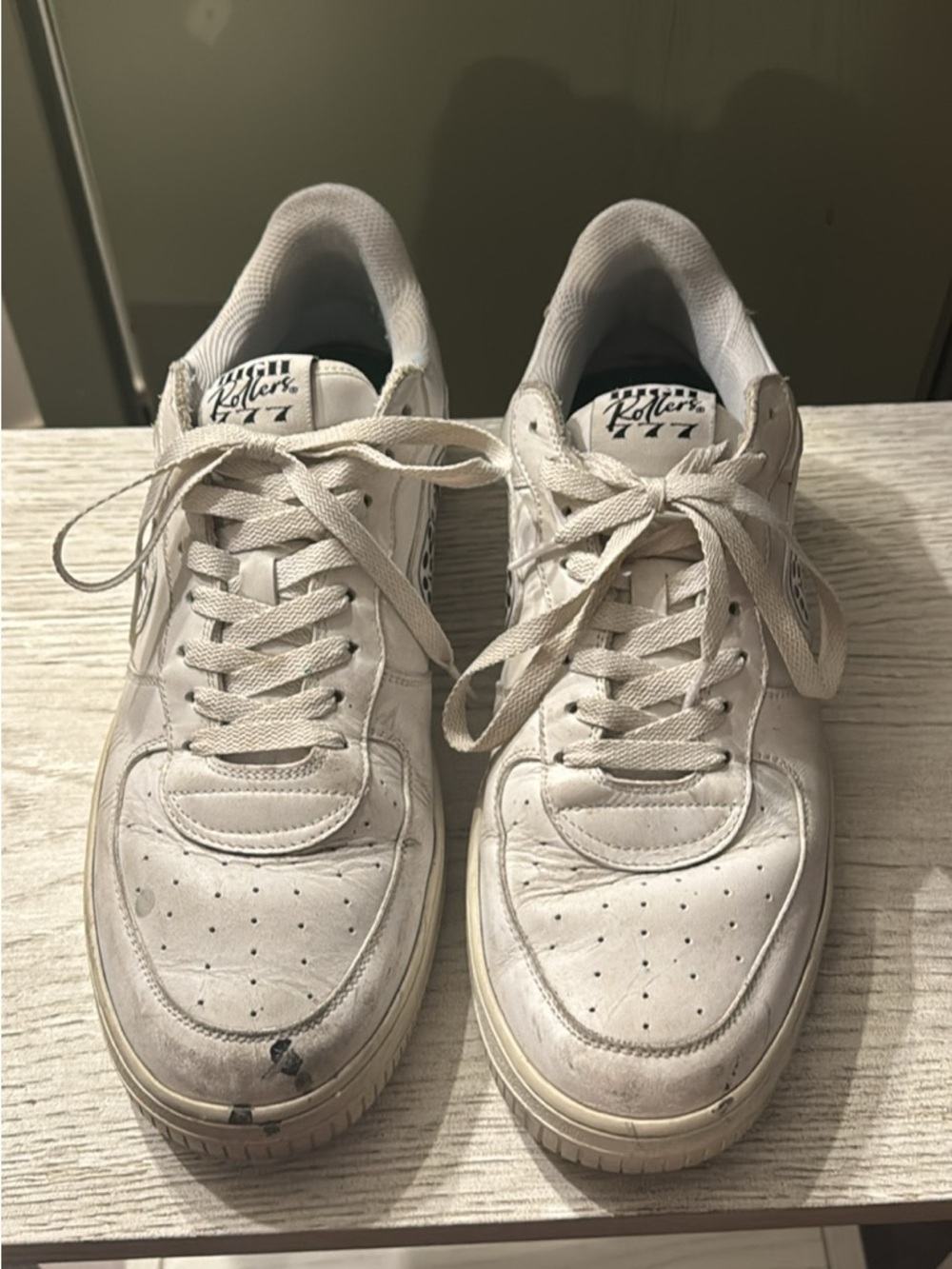Men's White Leather Low-Top Sneakers – Casual Everyday Style